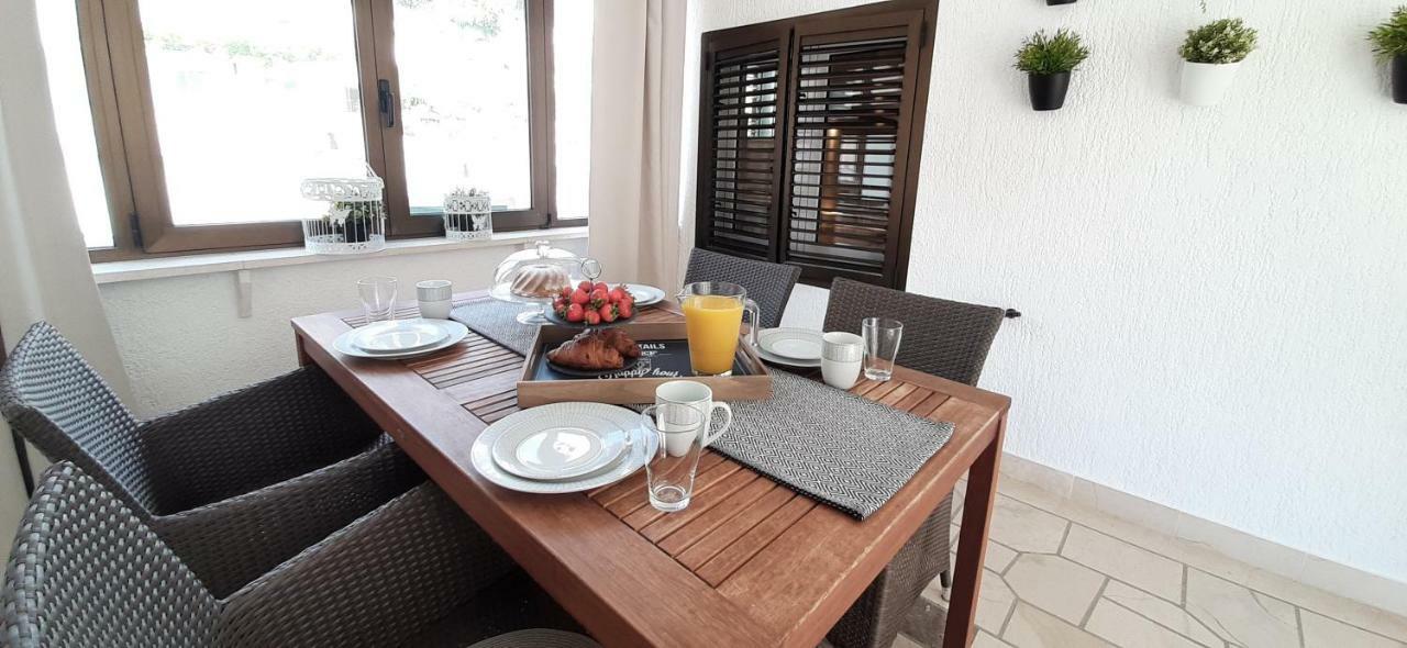 Guesthouse Civljak Baska Voda Ngoại thất bức ảnh