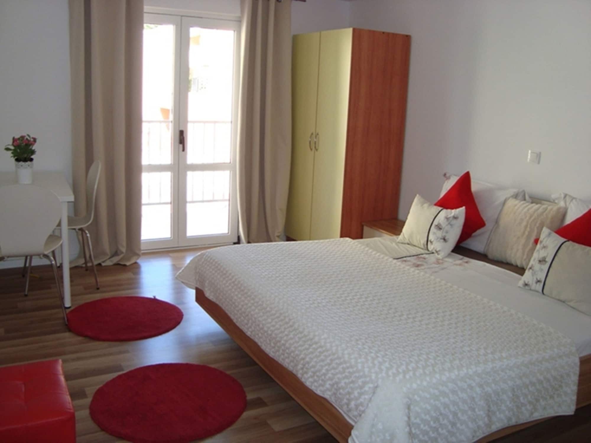 Guesthouse Civljak Baska Voda Ngoại thất bức ảnh